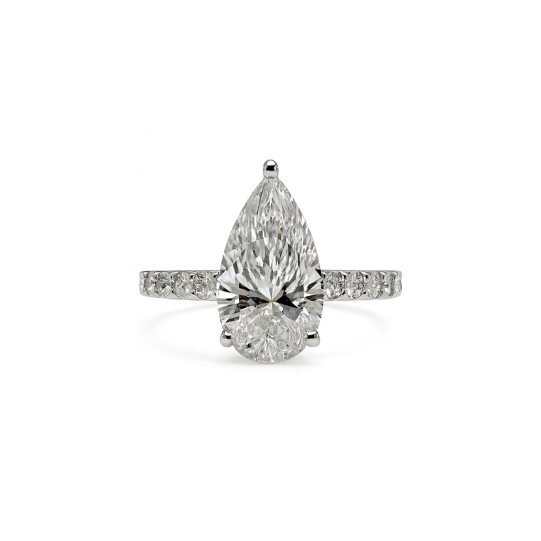 Laboratory Diamond Pear shape ring 2.69 Carat