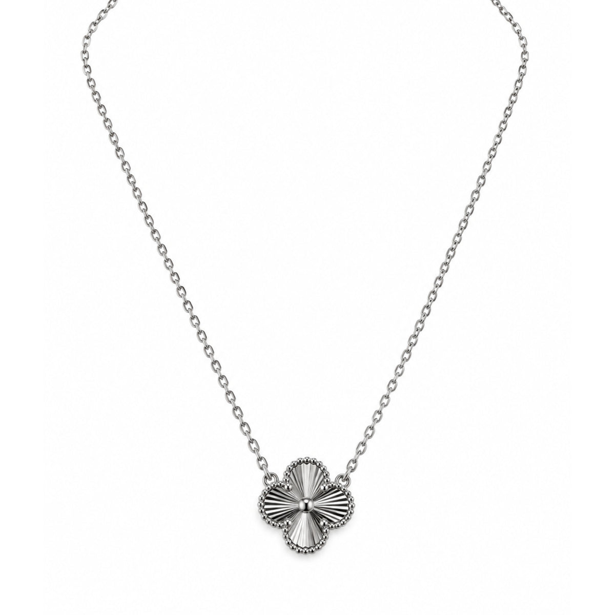 Silver Clover Pendant Rhodium Plated + Chain