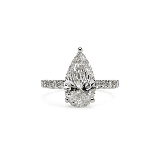 Laboratory Diamond Pear shape ring 2.69 Carat