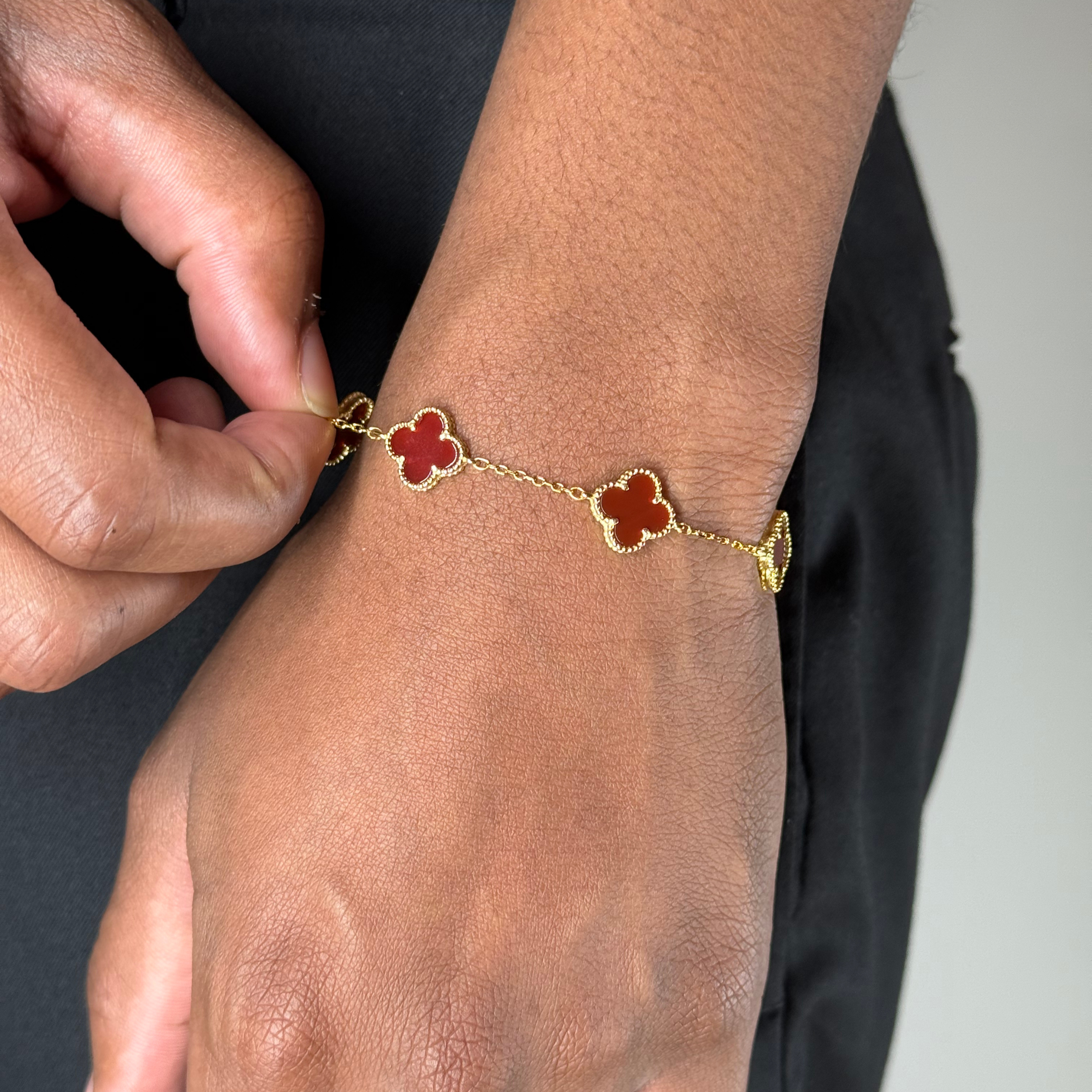 Clover Alhambra Bracelet Yellow Gold Plated