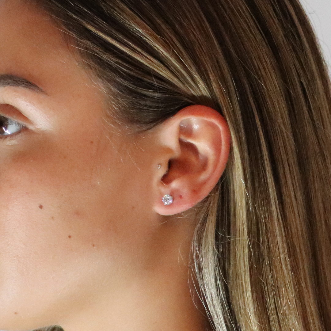 Natural Diamond 14K White Gold Stud Earrings 0.98 Carat